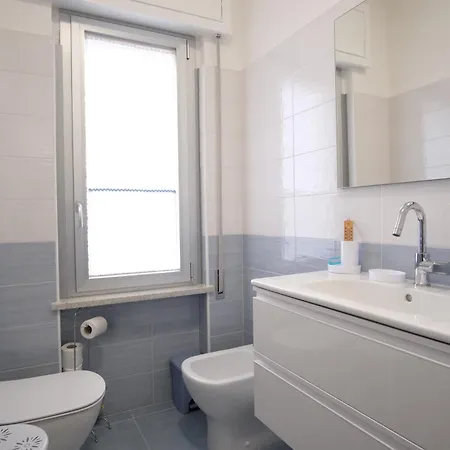 Blu Apartment
