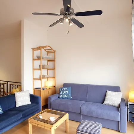 Blu Apartment *
